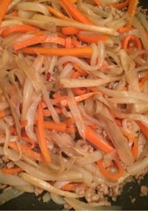 メイン料理になる！我が家のきんぴらごぼう-レシピのメイン写真