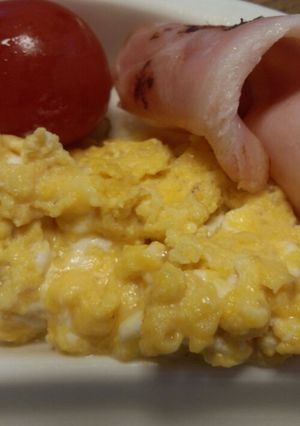 簡単☆野菜ドレでスクランブルエッグ-レシピのメイン写真