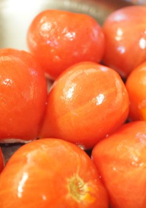 あっという間!トマトの湯むき♪-レシピのメイン写真