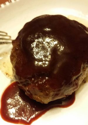 市販のハンバーグを3倍旨くする簡単ソース-レシピのメイン写真