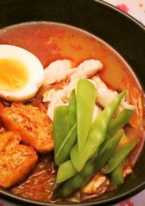 ピリ辛！チキンカレーラクサ-レシピのメイン写真
