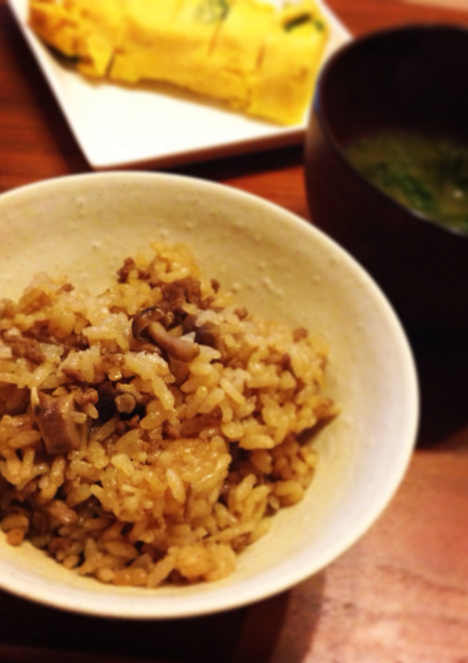 きのこたっぷり☆生姜そぼろ炊き込みご飯-レシピのメイン写真