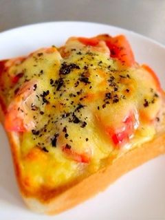 オリーブオイルdeトマトバジルトースト-レシピのメイン写真