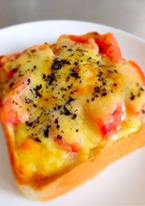 オリーブオイルdeトマトバジルトースト-レシピのメイン写真
