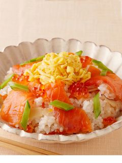 サーモンといくらの海鮮ちらし寿司-レシピのメイン写真