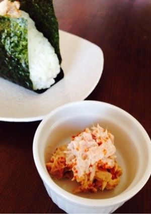 ツナとびおにぎり-レシピのメイン写真