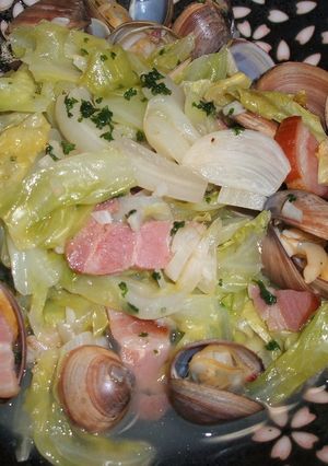 青柳とキャベツのバター酒蒸し-レシピのメイン写真