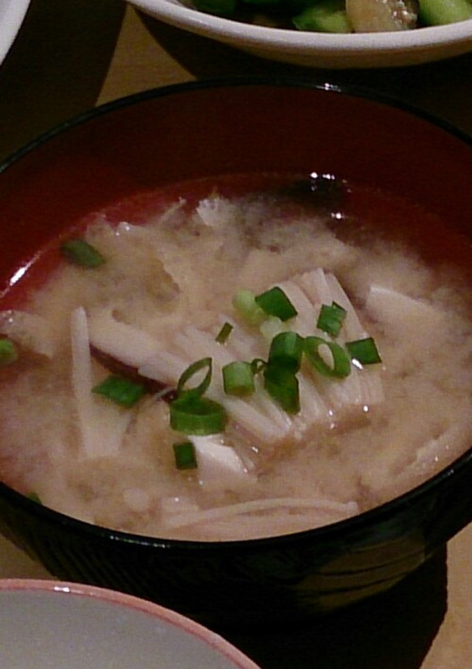 豆腐とえのきと椎茸と油あげの味噌汁-レシピのメイン写真