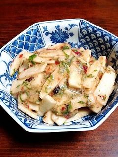 さっぱり副菜箸休めに☆長芋の梅シソあえ-レシピのメイン写真