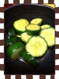 超簡単!振るだけ!やみつきキュウリ♫-レシピのメイン写真