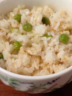 グリーンピースの炊き込みご飯-レシピのメイン写真
