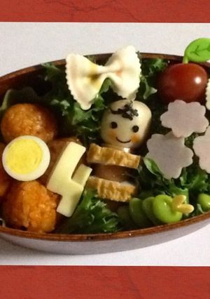 里芋の煮物を使ってキャラ弁＊春を待つ土筆-レシピのメイン写真
