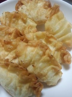 フライパンでチーズポテトin揚げギョーザ-レシピのメイン写真