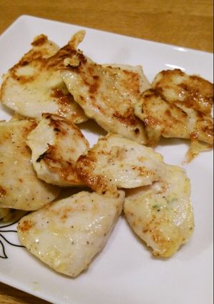 塩麹でしっとりやわらか鶏胸肉のピカタ-レシピのメイン写真