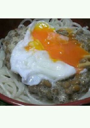 納豆うどん★温玉のせ、日本の味-レシピのメイン写真