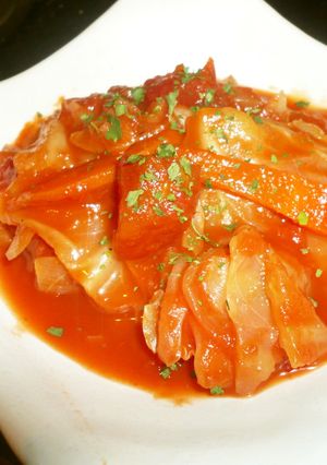 トマトソースで絶品☆春キャベツのトマト煮-レシピのメイン写真