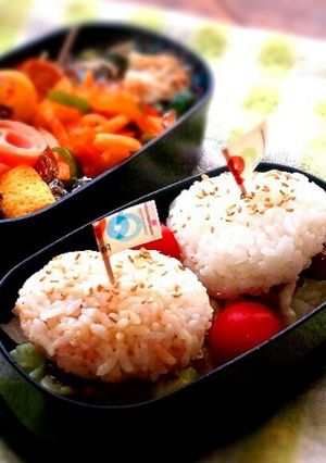 キャラ弁☆ハンバーガー風可愛いおにぎり-レシピのメイン写真