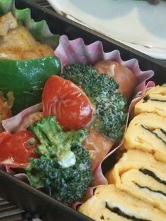 お弁当にウィンナー、プチトマトマヨ炒め-レシピのメイン写真