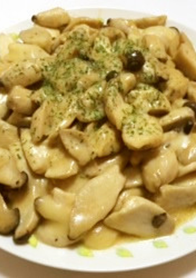 エリンギの醤油炒め　チーズ乗せ-レシピのメイン写真