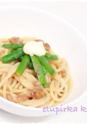 手抜きランチ☆アスパラ乗せタラコ納豆スパ-レシピのメイン写真