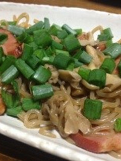 糸こんにゃくと舞茸とベーコンの炒め煮★-レシピのメイン写真