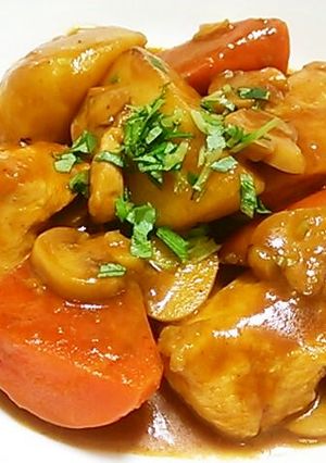 フライパンひとつ❤鶏肉デミグラスソース煮 by ハートフルキッチン麗