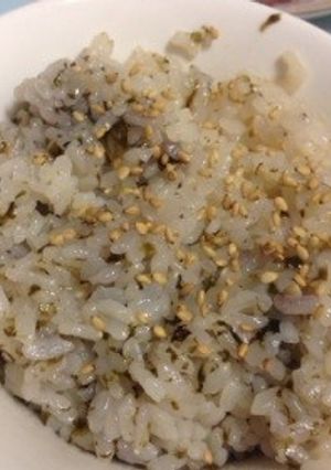 とっても簡単！ 海苔の炊き込みご飯♪-レシピのメイン写真