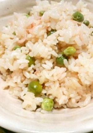干しエビとグリーンピースごはん-レシピのメイン写真