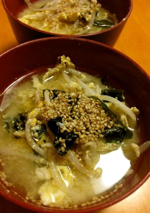 もやしとワカメの鶏ガラ卵スープ-レシピのメイン写真
