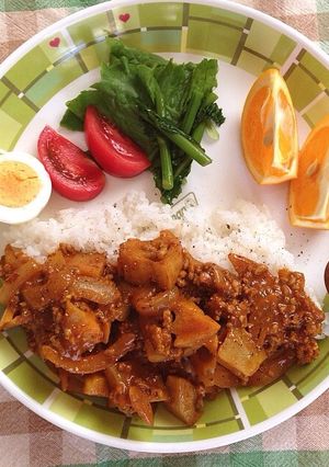 簡単！レンコンとひき肉トマトカレー-レシピのメイン写真