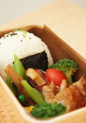 ふりかけでお召かし・おにぎり♪-レシピのメイン写真