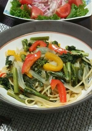かき菜と新玉ねぎの彩り春パスタ-レシピのメイン写真