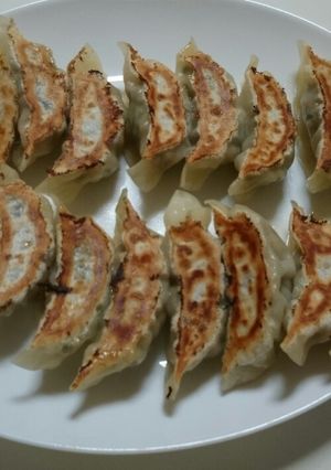 チューブ薬味で簡単美味しい餃子♪-レシピのメイン写真