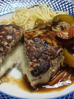 とろけるチーズin豆腐ハンバーグ♪-レシピのメイン写真