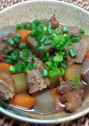 牛スジの煮込み~大根・人参・蒟蒻~-レシピのメイン写真
