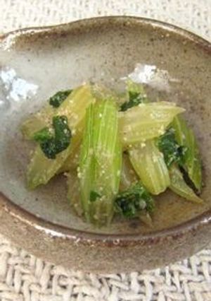 野菜ソムリエのさっぱりセロリのごま和え。-レシピのメイン写真