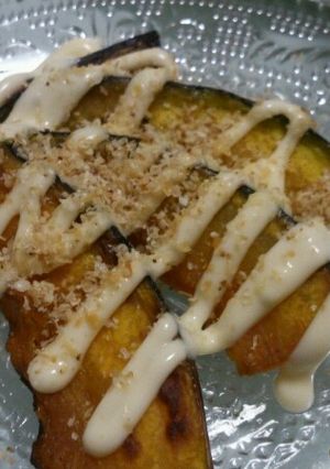 速攻完成!焼きかぼちゃのゴママヨがけ♪-レシピのメイン写真