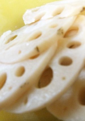 硬い蓮根を簡単に薄切りする方法-レシピのメイン写真
