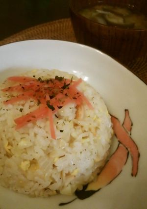 桜えびとキャベツの春色チャーハン-レシピのメイン写真