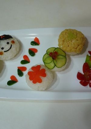 ひな祭りにも！お野菜の手まり寿司-レシピのメイン写真