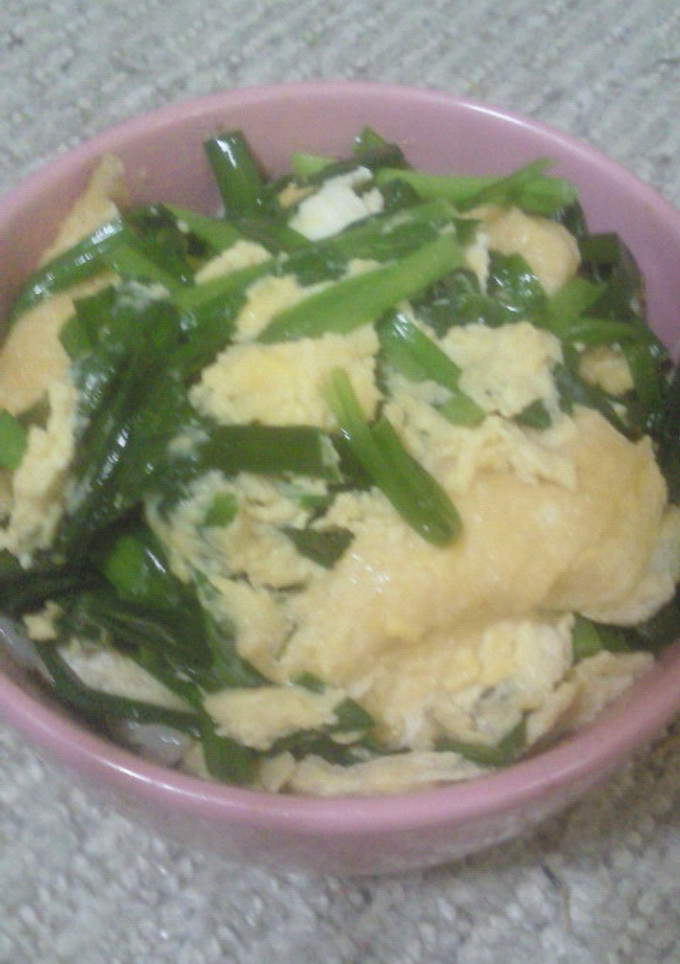 ニラと油揚げの卵とじ丼-レシピのメイン写真