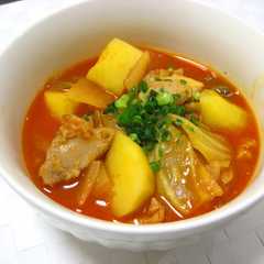 รูปของ 新じゃがと鶏肉のトマト煮込み☆