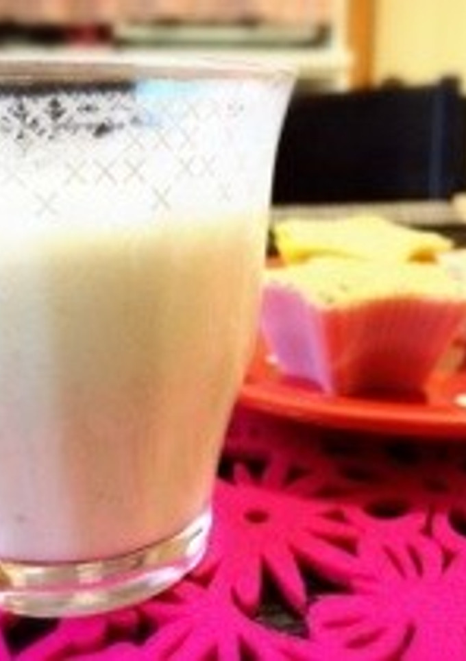 簡単カフェ気分♡桃のヨーグルトスムージー-レシピのメイン写真