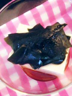 めんつゆ冷奴♡ワカメ乗せ♪-レシピのメイン写真