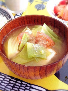 厚揚げとトマトとすり胡麻のお味噌汁-レシピのメイン写真