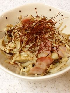 ♡☆便秘解消♪ベーコンとキノコの炒め物-レシピのメイン写真