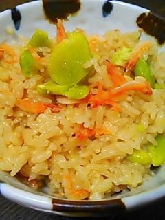 旬の食材で!桜えびとそら豆の炊き込みご飯-レシピのメイン写真