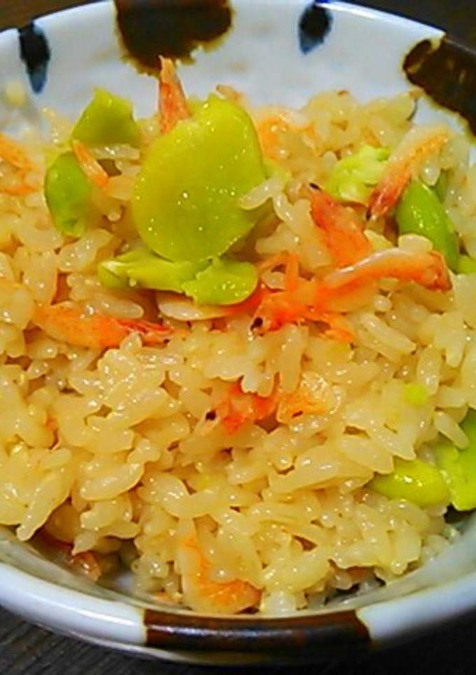 旬の食材で！桜えびとそら豆の炊き込みご飯-レシピのメイン写真