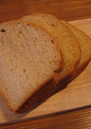 はったい粉食パン（ホームベーカリーで）-レシピのメイン写真