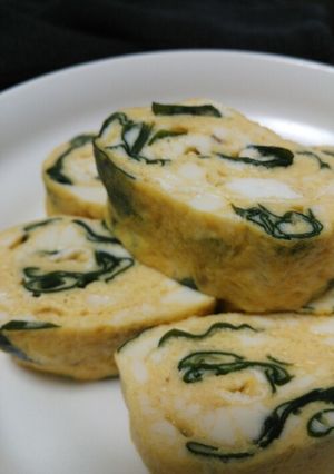 ★豆腐inでふわふわ♪わかめ玉子焼き★-レシピのメイン写真